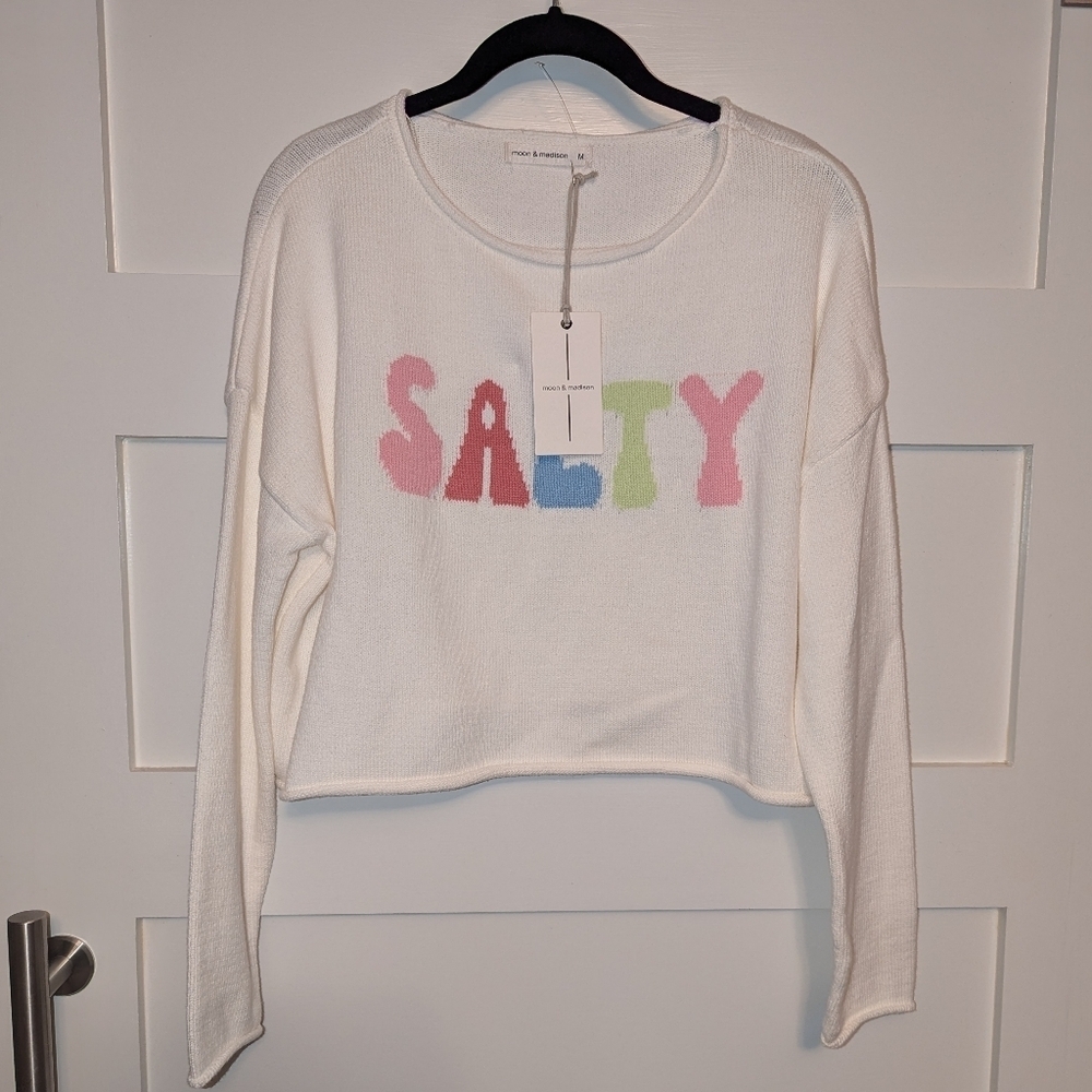 NWT. Moon & Madison Ivory "Salty" Sweater size medium. Women's sweater size M